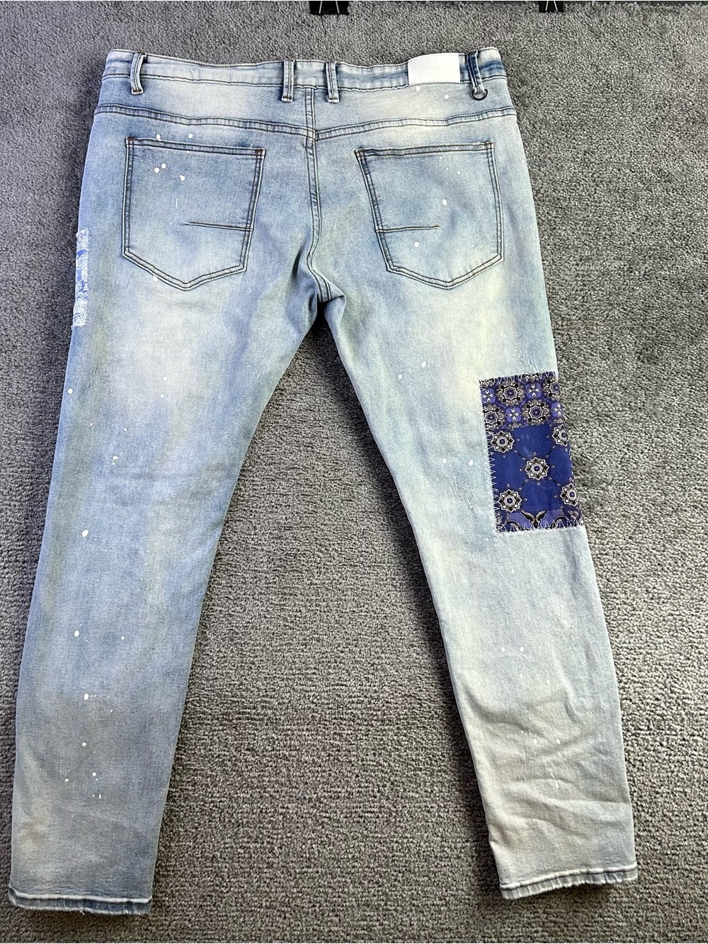 KDNK Designer Jeans Mens 38x32 Blue Skinny Tapered Patches Splatter 1141411 - Picture 3 of 13